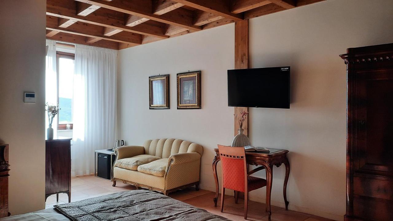 Palazzo Laureano - Dimora Storica Hotel Tricarico Екстериор снимка