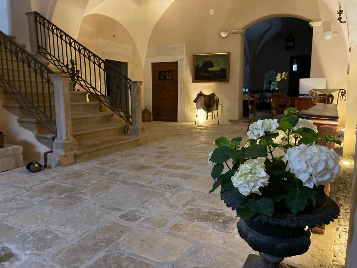 Palazzo Laureano - Dimora Storica Hotel Tricarico Екстериор снимка